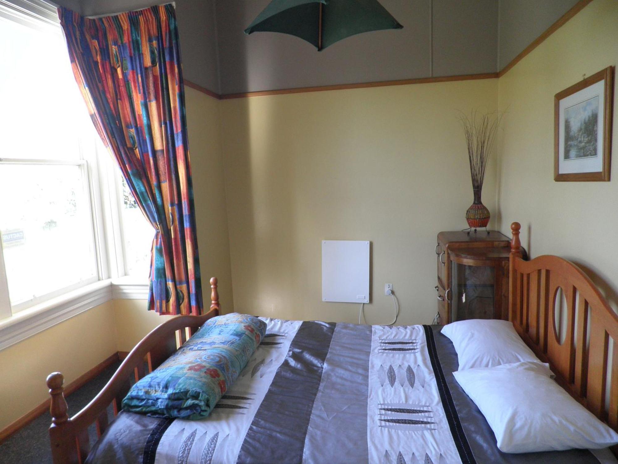 Bazil'S Backpackers Bbh Hostel & Surf School ويستبورت المظهر الخارجي الصورة